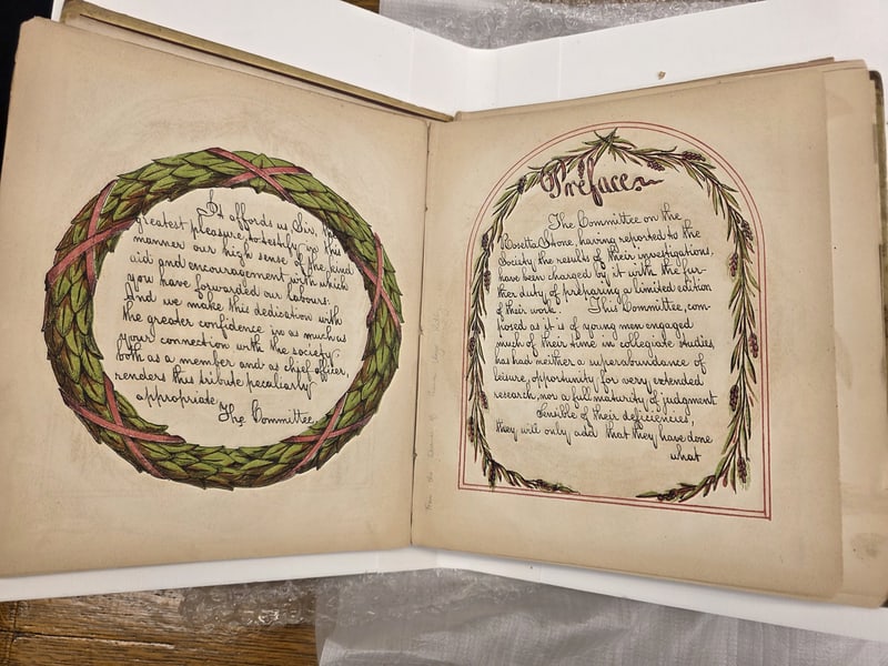 C024 Preface opening with laurel wreath
